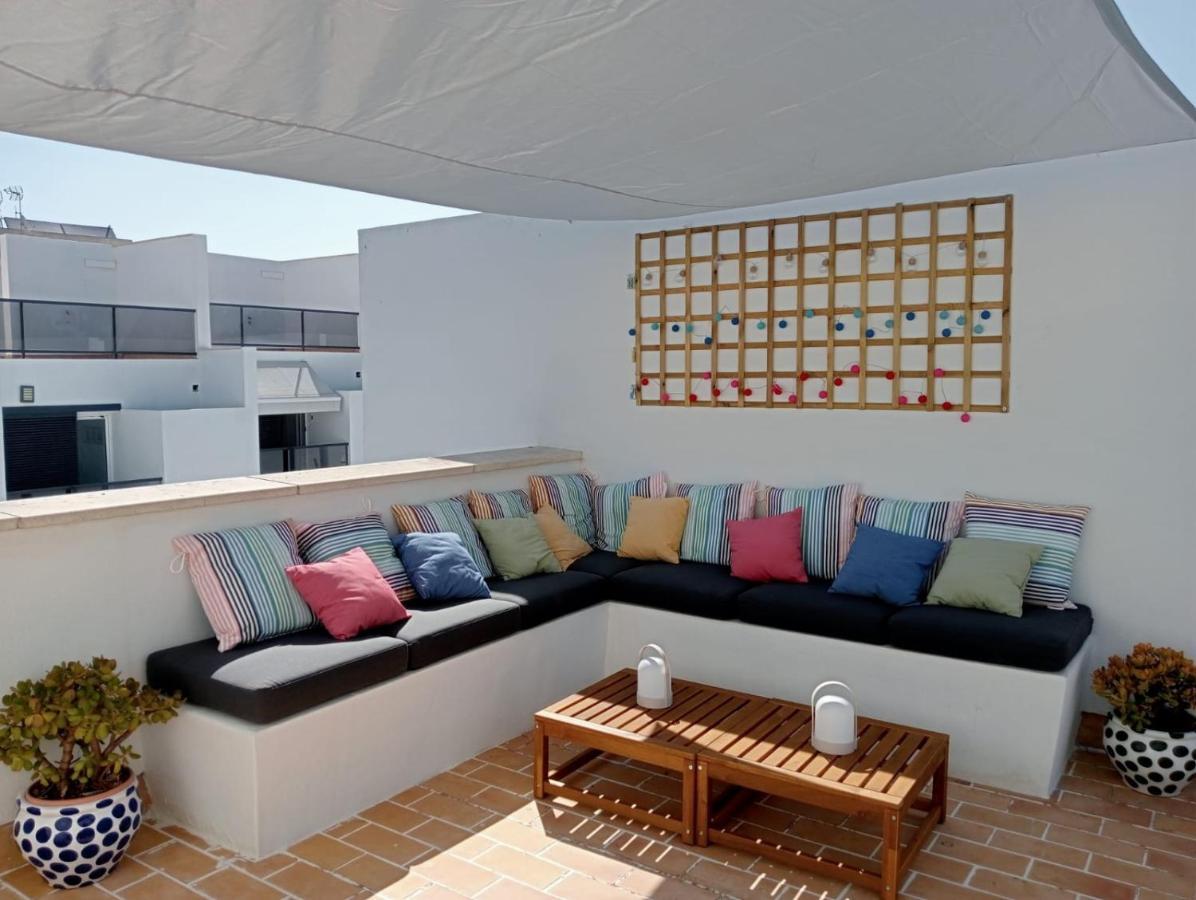 Casa Playa La Fontanilla Sotolodge كونيل ذي لا فرونتيرا المظهر الخارجي الصورة